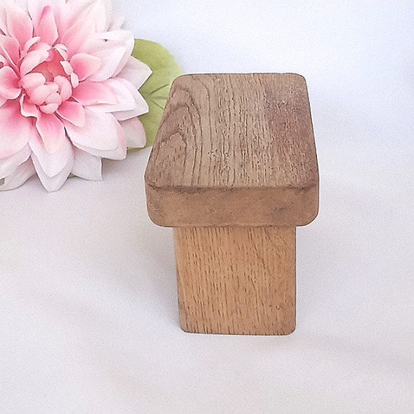 Vtg Wood Riser - Picture 3 of 5